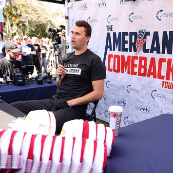 Ubojstvo Charlieja Kirka – prilika za društvenu katarzu?