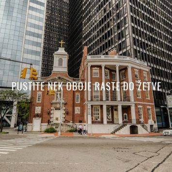 Bog djeluje u skrovitosti